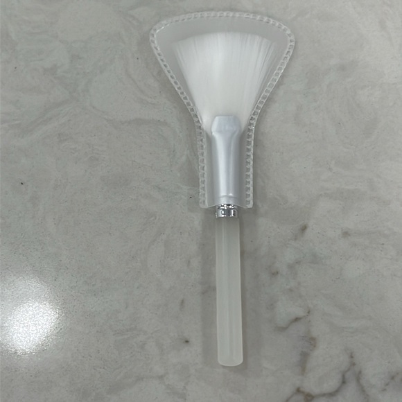 Dior Capture Totale Mini Travel Brush Skin Care - Picture 6 of 7